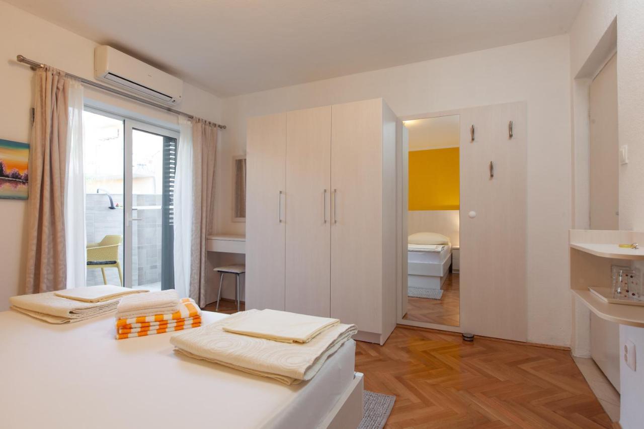 Guest House Damir Makarska Bagian luar foto